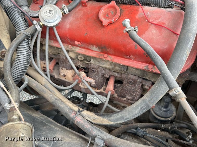 image for item NA9172 1990 Chevrolet Cheyenne 3500  pickup truck cab and chassis