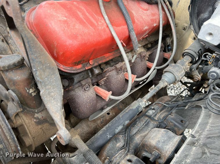 image for item NA9172 1990 Chevrolet Cheyenne 3500  pickup truck cab and chassis