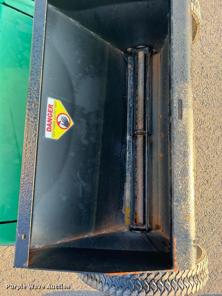 image for item NA9179 (2) Billy Goat OS901SPH overseeders