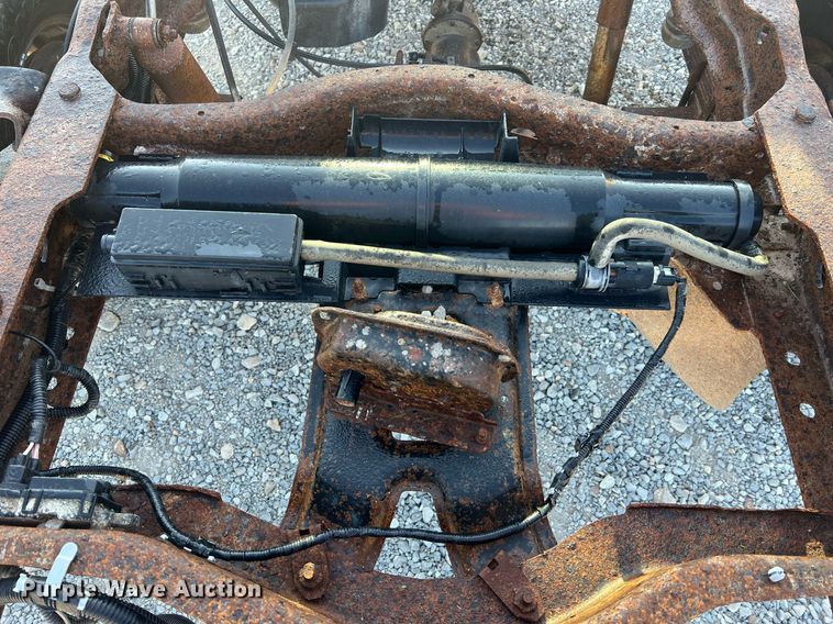 image for item NA9186 2006 Ford F250 Super Duty XL  pickup truck cab and chassis