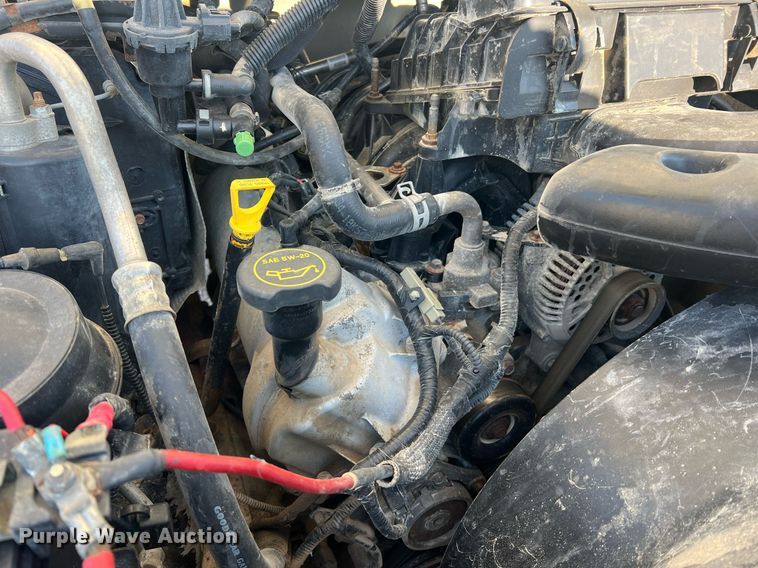 image for item NA9186 2006 Ford F250 Super Duty XL  pickup truck cab and chassis