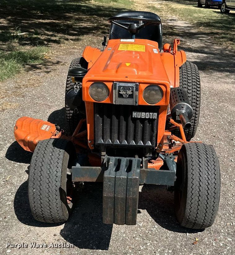 image for item NF9158 Kubota B6100 HST-D  MFWD tractor