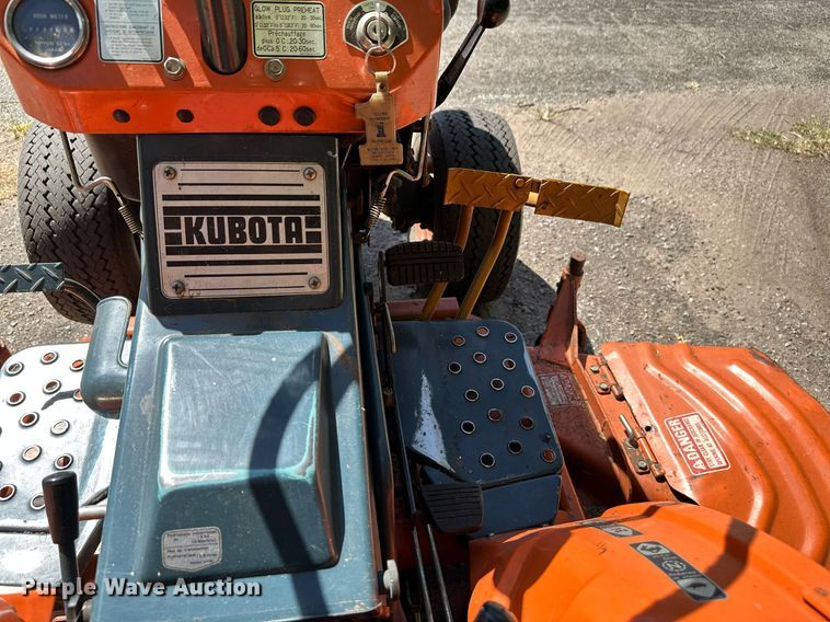 image for item NF9158 Kubota B6100 HST-D  MFWD tractor