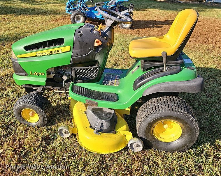 image for item NJ9761 John Deere LA145  lawn mower