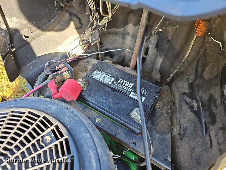 image for item NJ9761 John Deere LA145  lawn mower