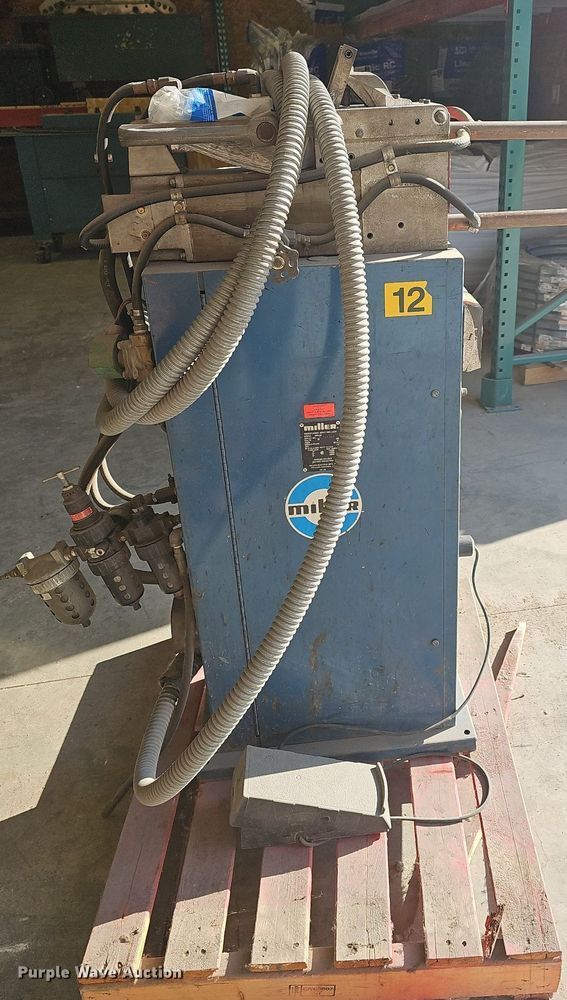 image for item NJ9763 Tools