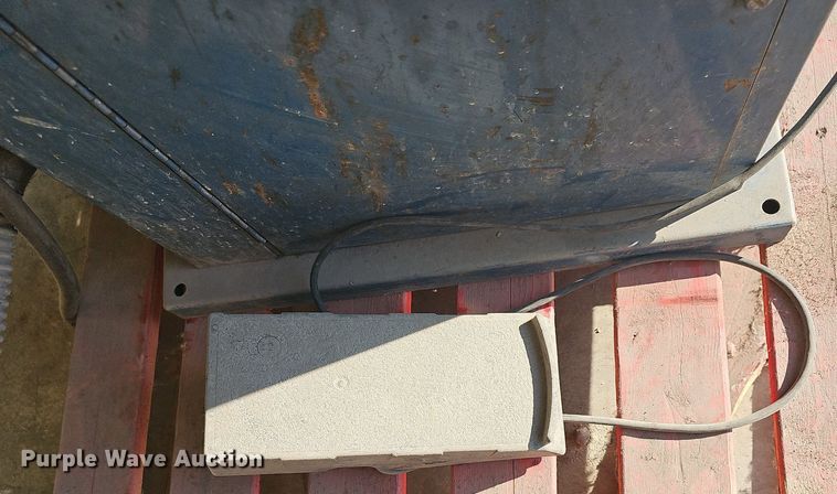 image for item NJ9763 Tools