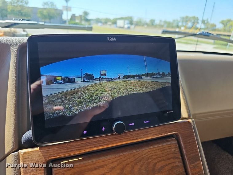 image for item NJ9767 1993 Chevrolet G20  van