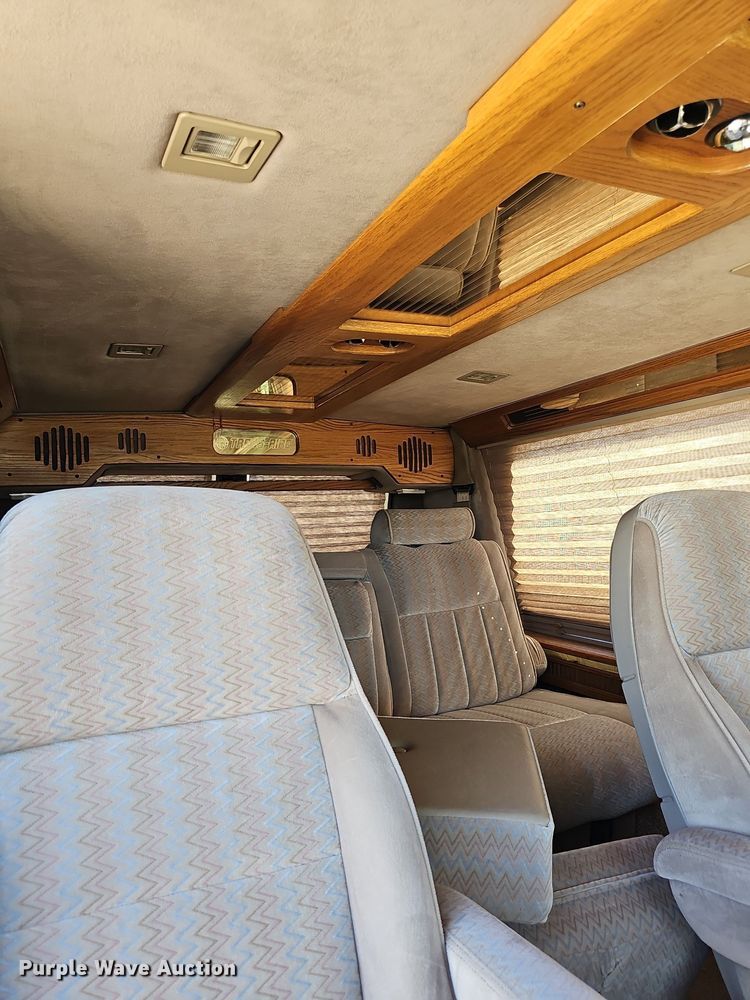 image for item NJ9767 1993 Chevrolet G20  van