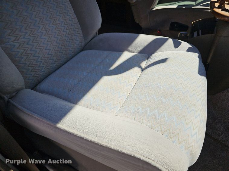 image for item NJ9767 1993 Chevrolet G20  van