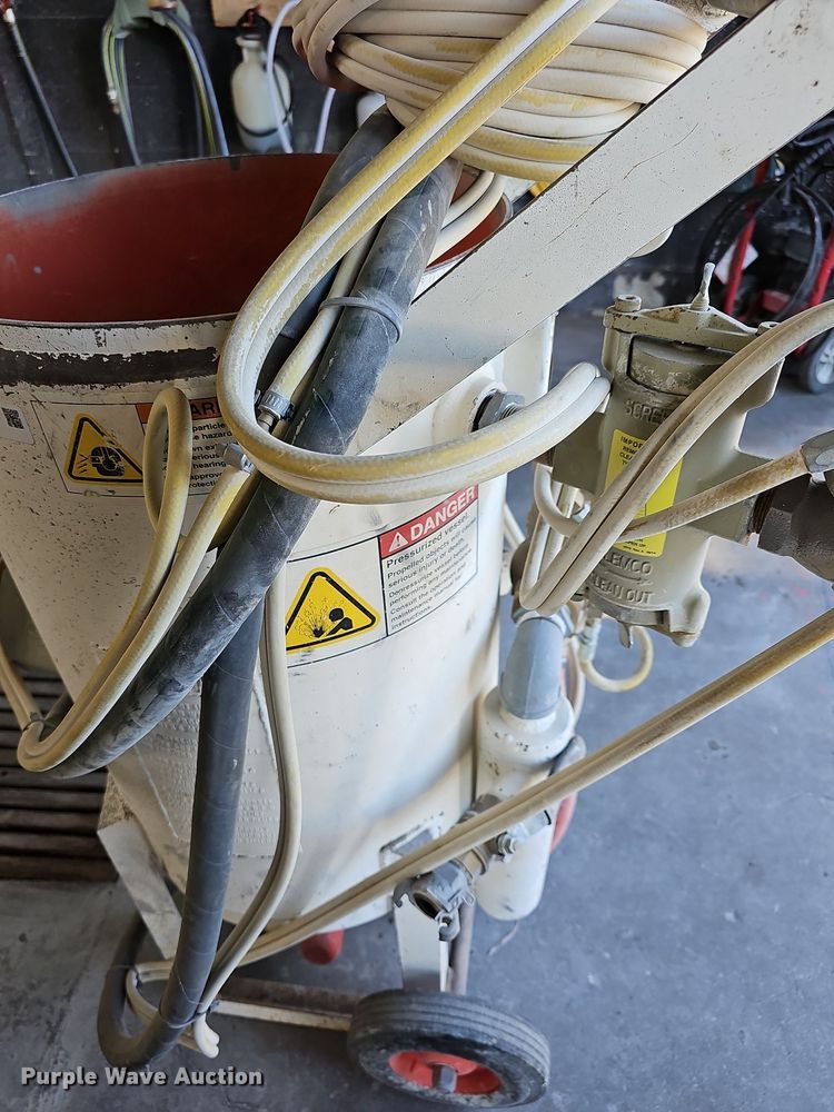image for item NJ9811 2005 Schmidt Axxiom 3.5CF  sandblaster