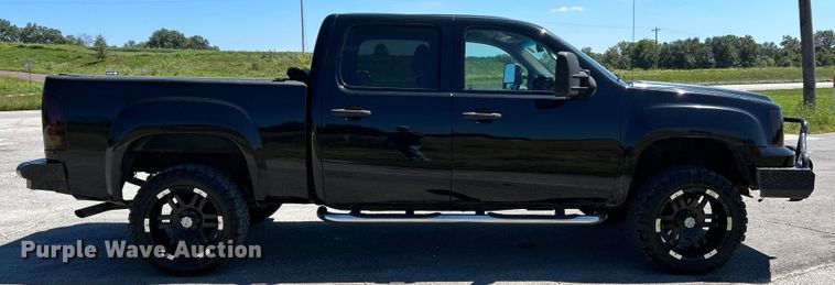 image for item NL9603 2008 GMC Sierra 1500  Crew Cab pickup truck