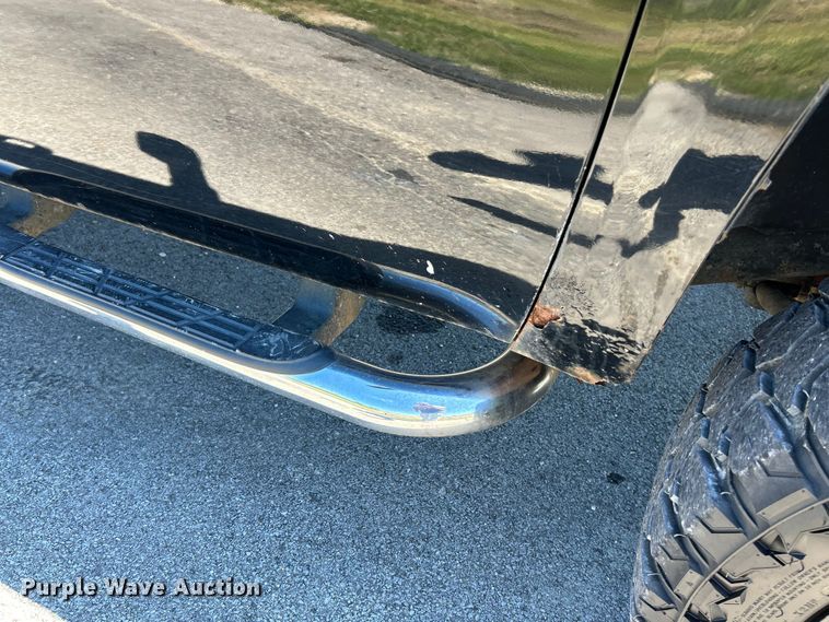 image for item NL9603 2008 GMC Sierra 1500  Crew Cab pickup truck