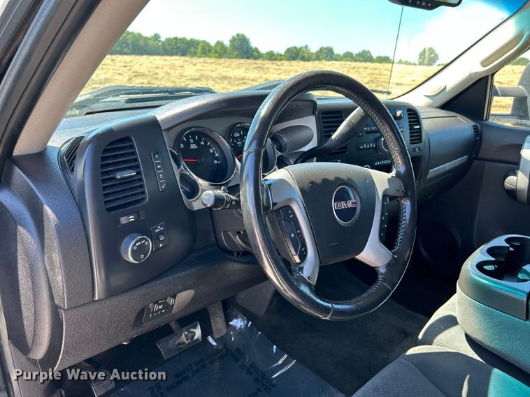 image for item NL9603 2008 GMC Sierra 1500  Crew Cab pickup truck