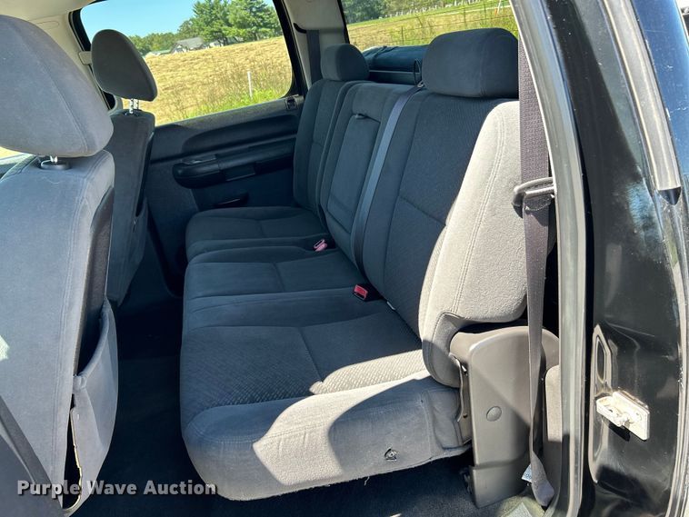 image for item NL9603 2008 GMC Sierra 1500  Crew Cab pickup truck