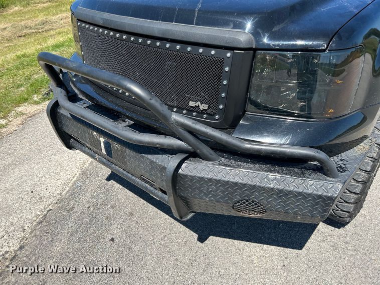 image for item NL9603 2008 GMC Sierra 1500  Crew Cab pickup truck