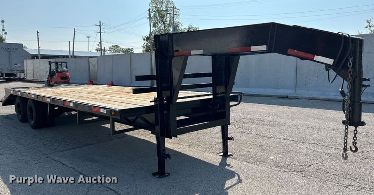 image for item NL9619 2006 Tri-Star  equipment trailer