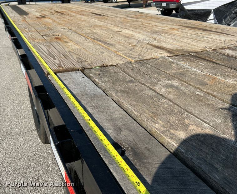 image for item NL9619 2006 Tri-Star  equipment trailer