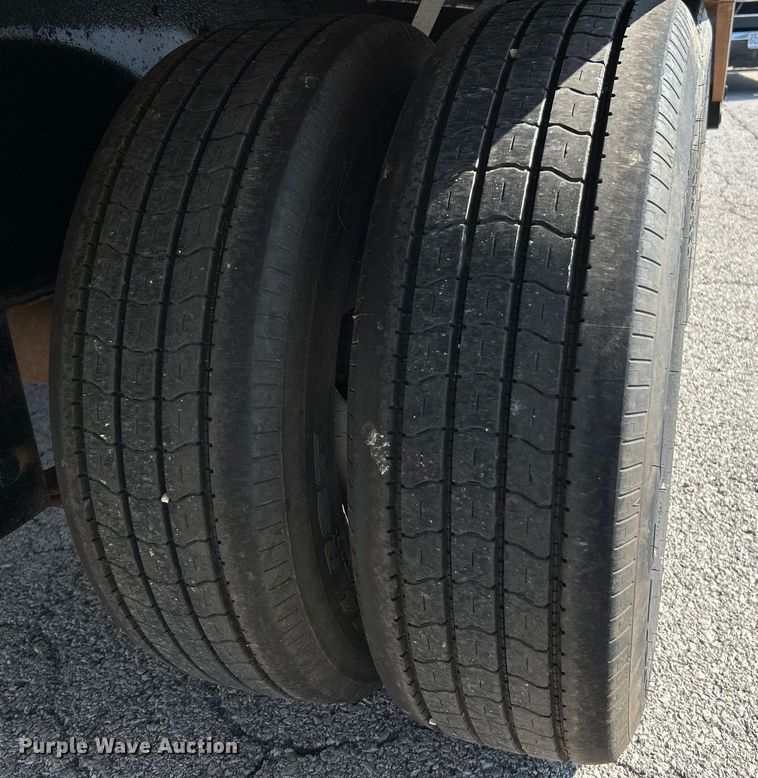 image for item NL9619 2006 Tri-Star  equipment trailer