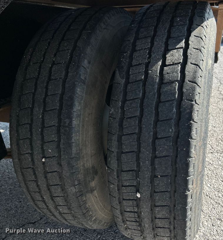 image for item NL9619 2006 Tri-Star  equipment trailer