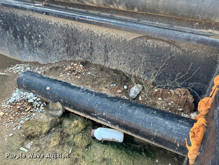 image for item NL9622 2005 Chevrolet Silverado 3500  dump bed pickup truck