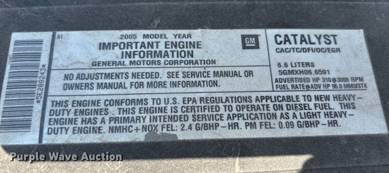 image for item NL9622 2005 Chevrolet Silverado 3500  dump bed pickup truck