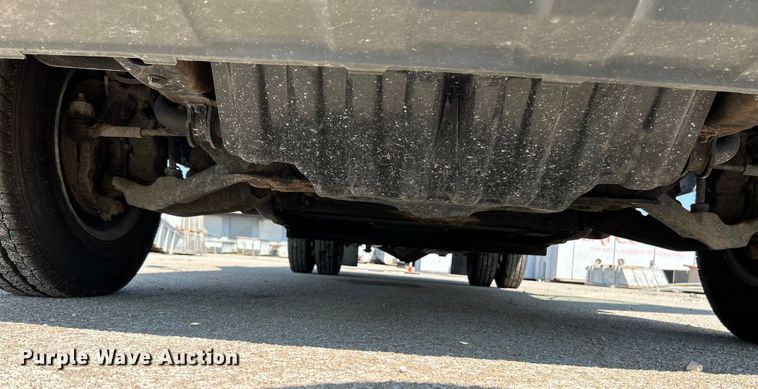 image for item NL9622 2005 Chevrolet Silverado 3500  dump bed pickup truck