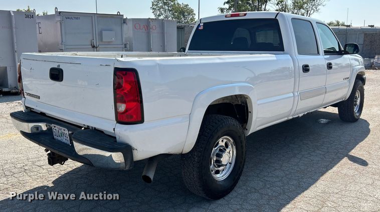 image for item NL9623 2007 Chevrolet Silverado 2500HD  Crew Cab pickup truck
