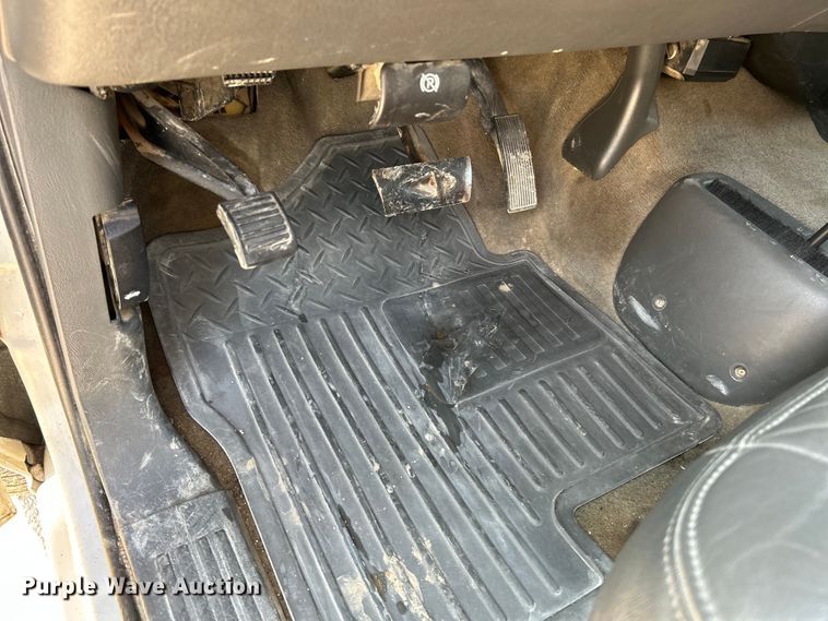 image for item NL9623 2007 Chevrolet Silverado 2500HD  Crew Cab pickup truck