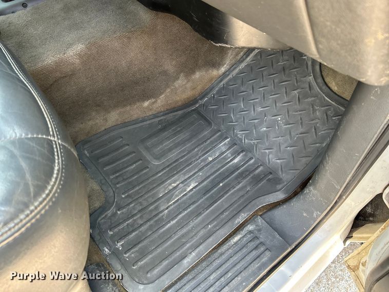 image for item NL9623 2007 Chevrolet Silverado 2500HD  Crew Cab pickup truck