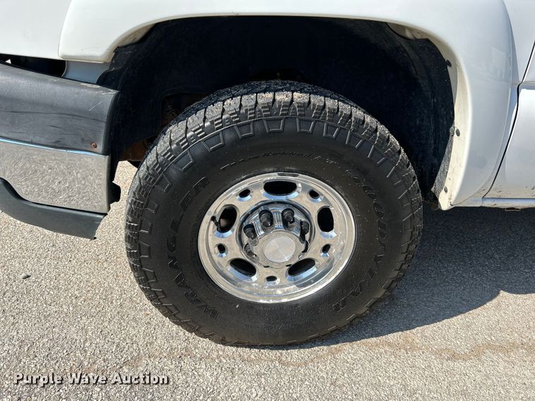 image for item NL9623 2007 Chevrolet Silverado 2500HD  Crew Cab pickup truck