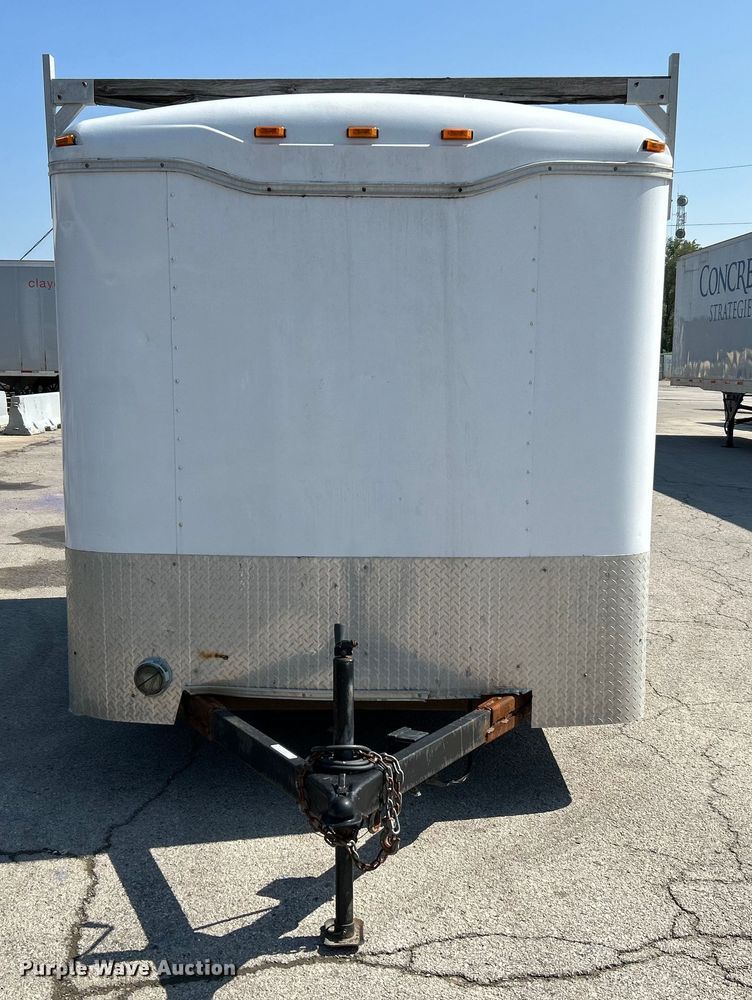 image for item NL9624 2006 Haulmark  enclosed cargo trailer