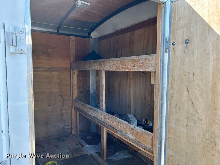 image for item NL9624 2006 Haulmark  enclosed cargo trailer