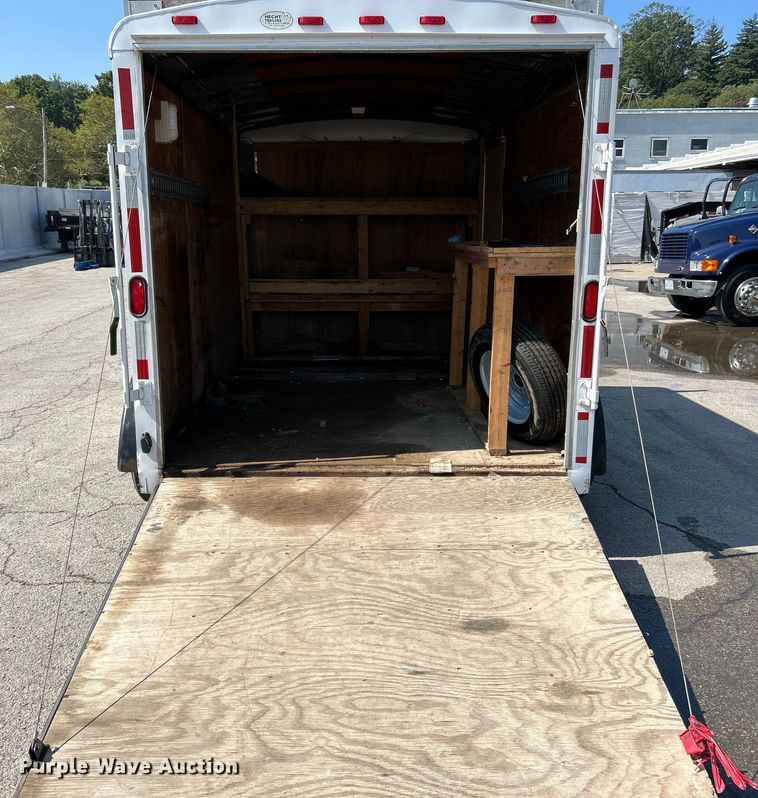 image for item NL9624 2006 Haulmark  enclosed cargo trailer