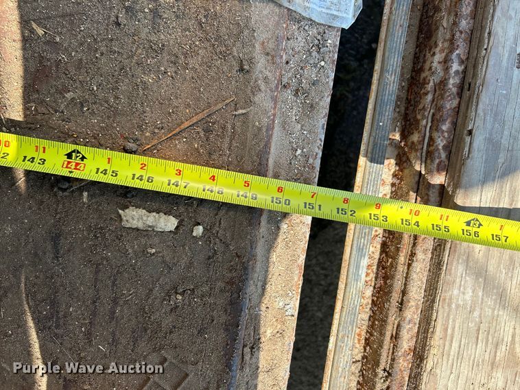 image for item NL9624 2006 Haulmark  enclosed cargo trailer