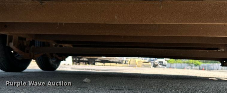 image for item NL9624 2006 Haulmark  enclosed cargo trailer