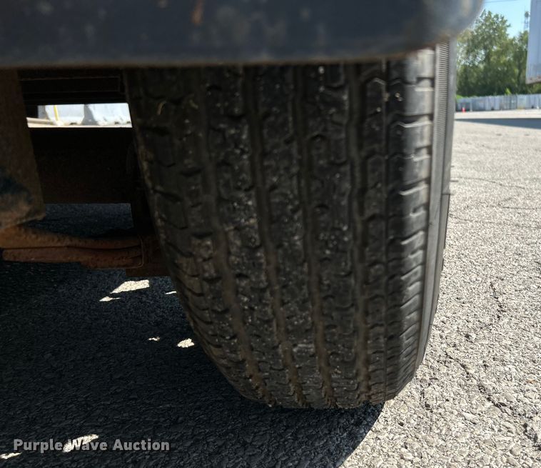 image for item NL9624 2006 Haulmark  enclosed cargo trailer