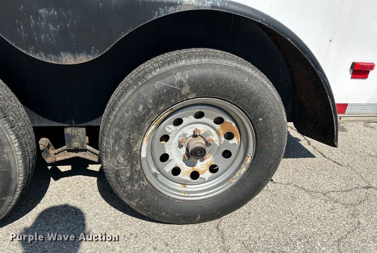 image for item NL9624 2006 Haulmark  enclosed cargo trailer