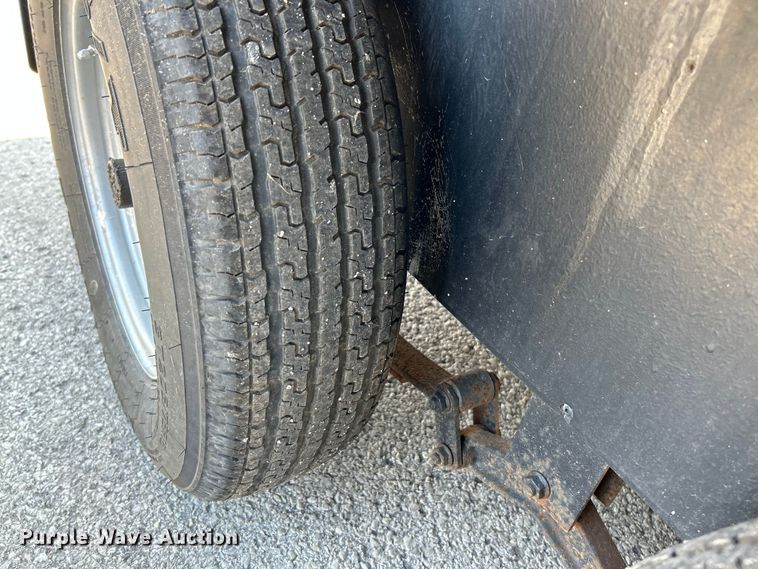 image for item NL9624 2006 Haulmark  enclosed cargo trailer