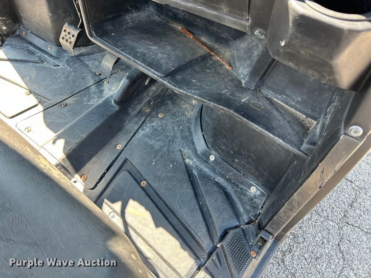 image for item NL9628 2016 Polaris Ranger Crew 570  utility vehicle