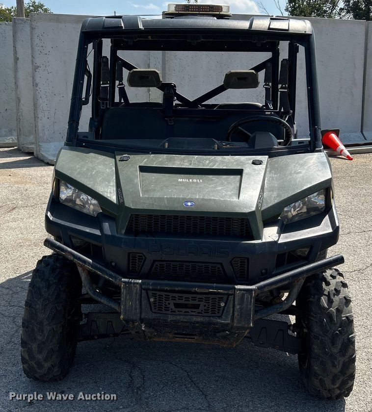 image for item NL9629 2015 Polaris Ranger Crew 570  utility vehicle
