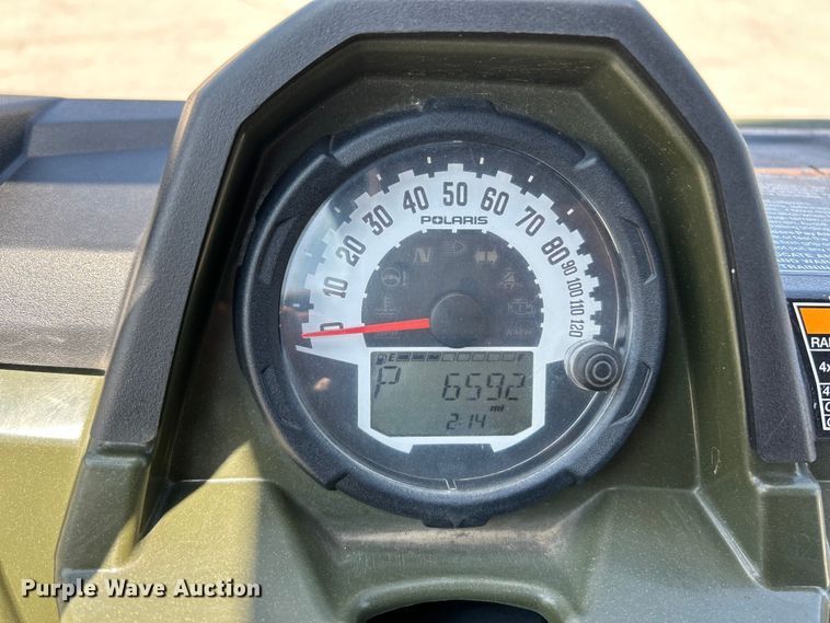 image for item NL9629 2015 Polaris Ranger Crew 570  utility vehicle