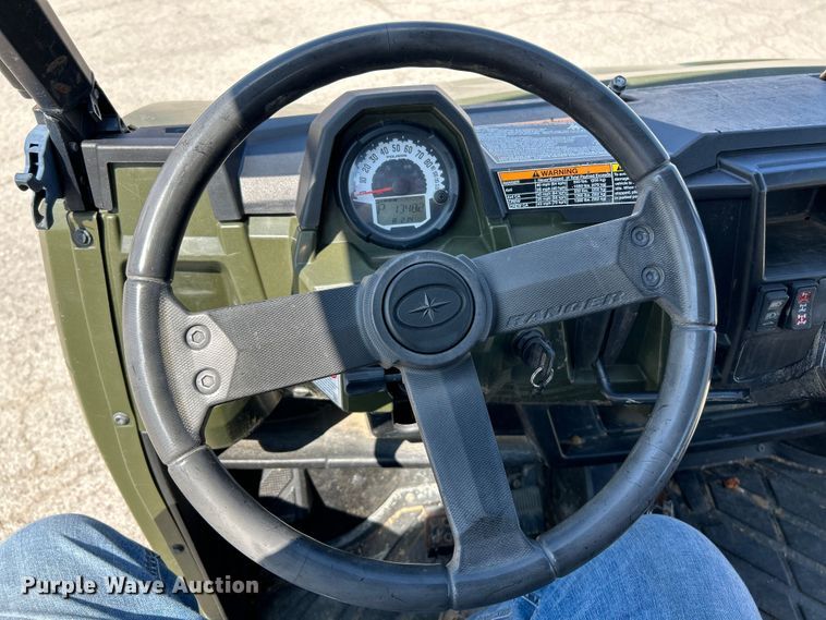 image for item NL9629 2015 Polaris Ranger Crew 570  utility vehicle