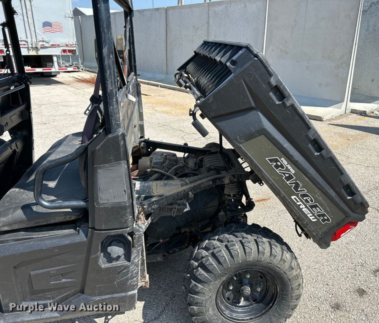 image for item NL9629 2015 Polaris Ranger Crew 570  utility vehicle