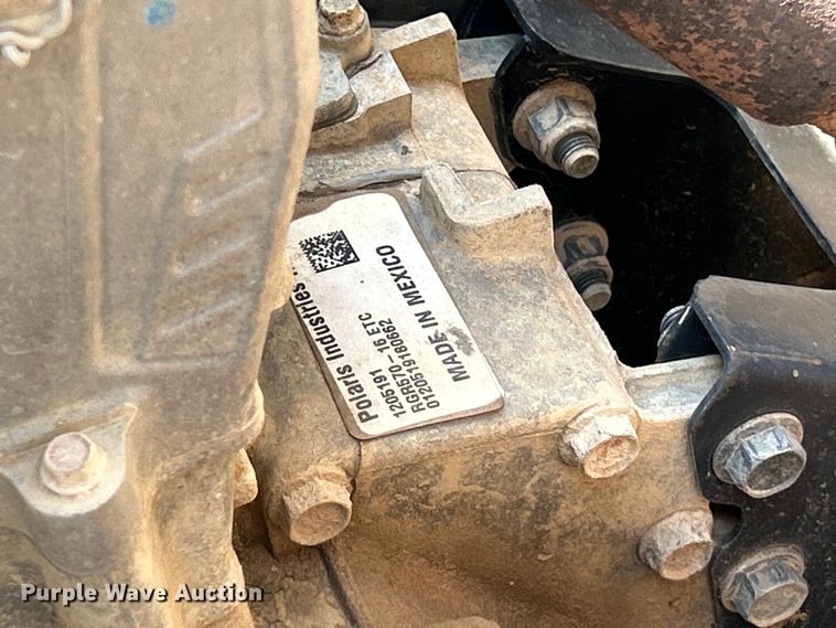 image for item NL9629 2015 Polaris Ranger Crew 570  utility vehicle