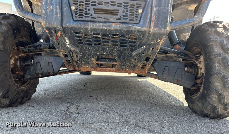 image for item NL9629 2015 Polaris Ranger Crew 570  utility vehicle