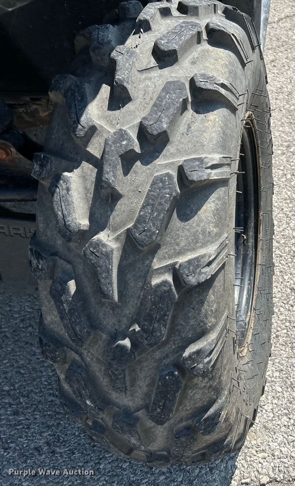 image for item NL9629 2015 Polaris Ranger Crew 570  utility vehicle