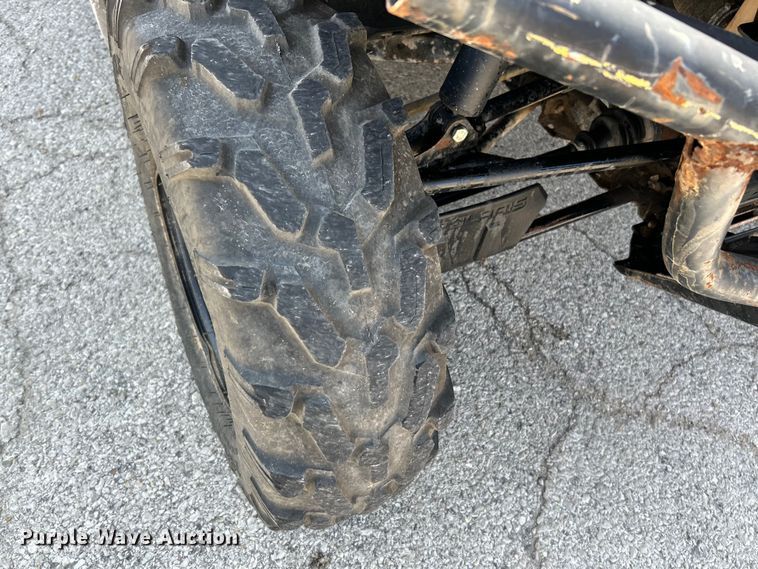 image for item NL9629 2015 Polaris Ranger Crew 570  utility vehicle