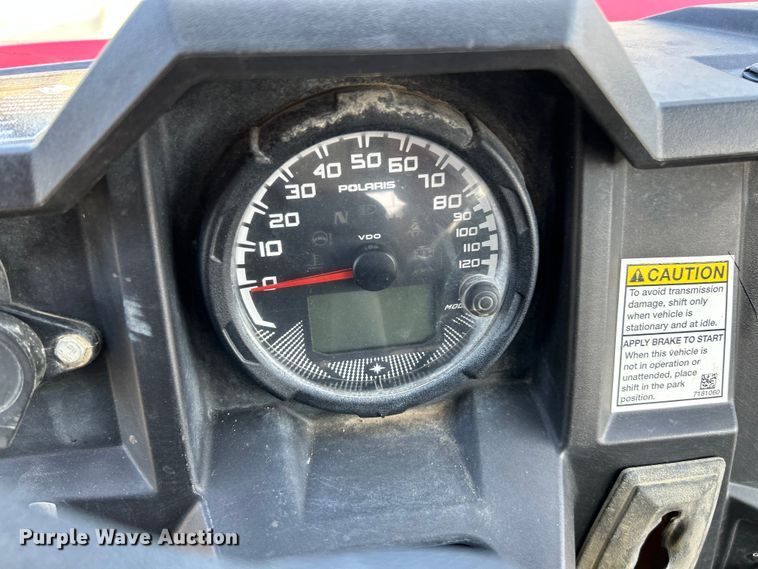 image for item NL9630 2016 Polaris Ranger Crew 570  utility vehicle