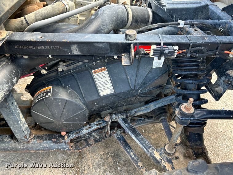 image for item NL9630 2016 Polaris Ranger Crew 570  utility vehicle